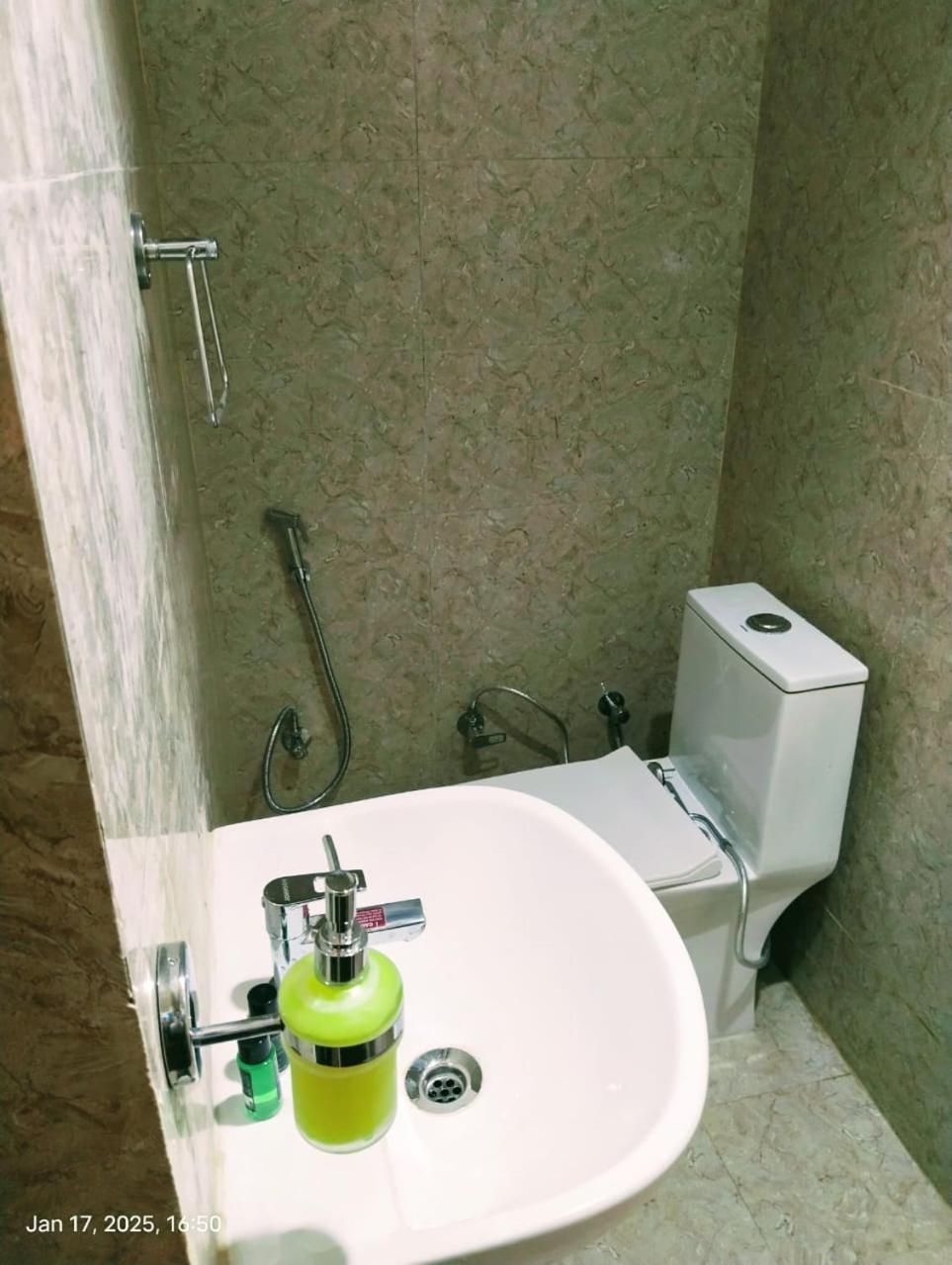 Hotel Abhinandan Ayodhya Eksteriør bilde
